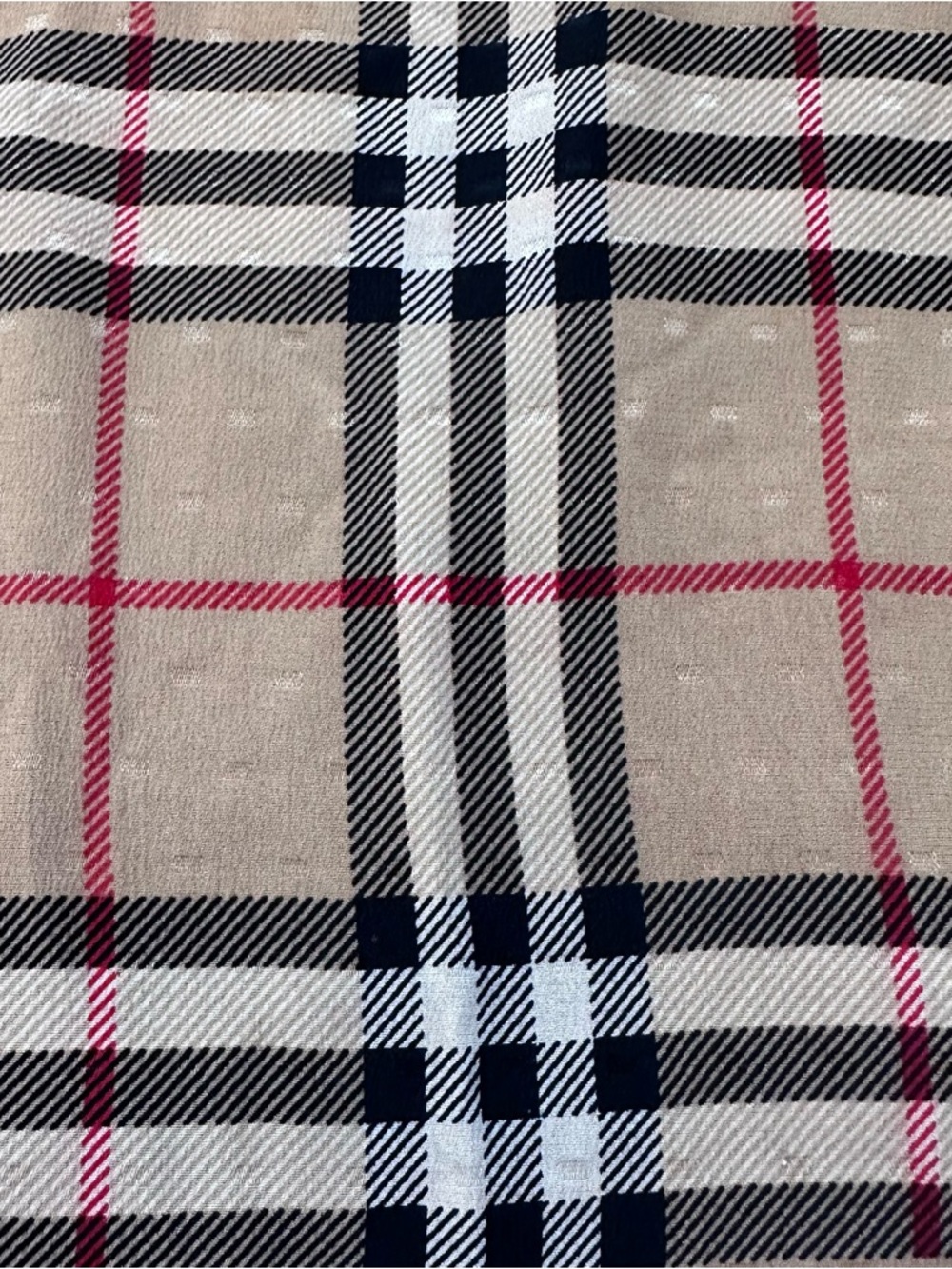 Burberry. Classic Plaid Beige silk Scarf - Picture 2 of 5
